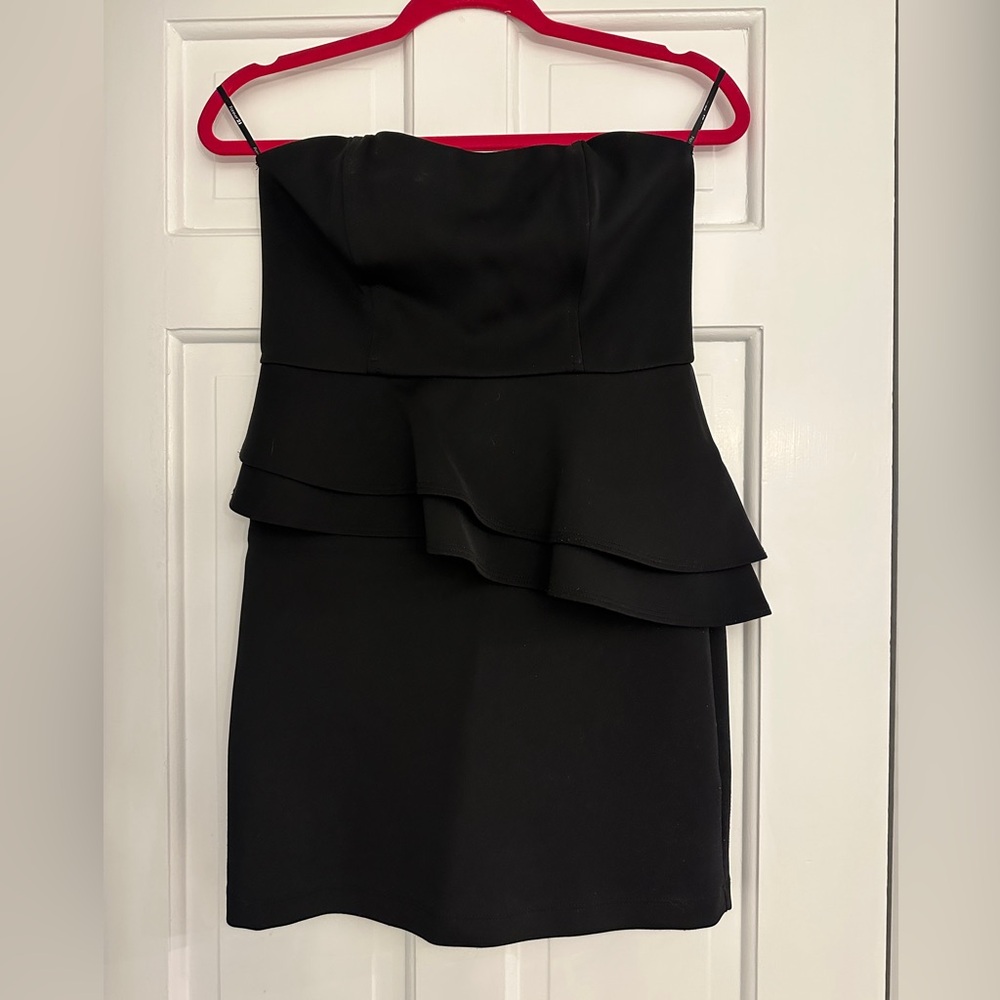 Vintage Forever 21 Black Strapless Asymmetrical Peplum Mini Bodycon Dress Size M